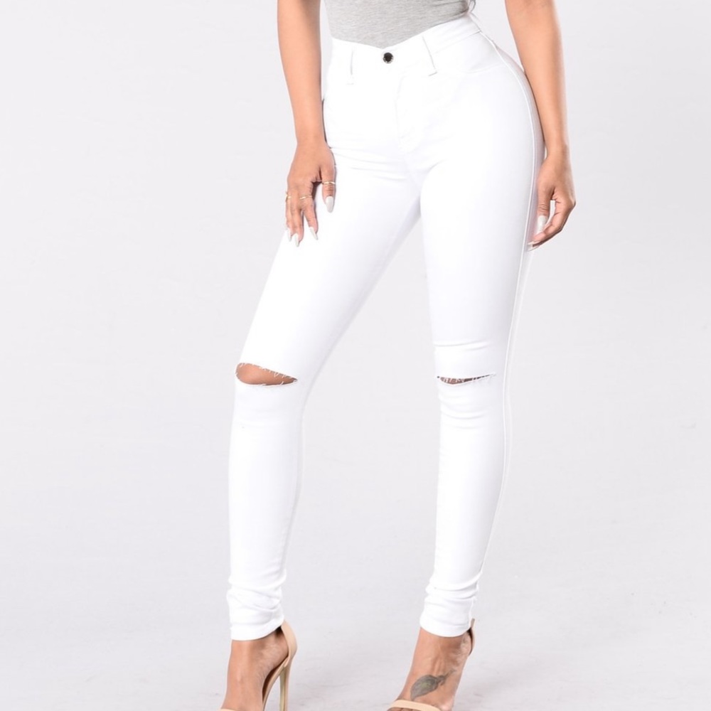 NWT Cute Fashion Nova Jeans